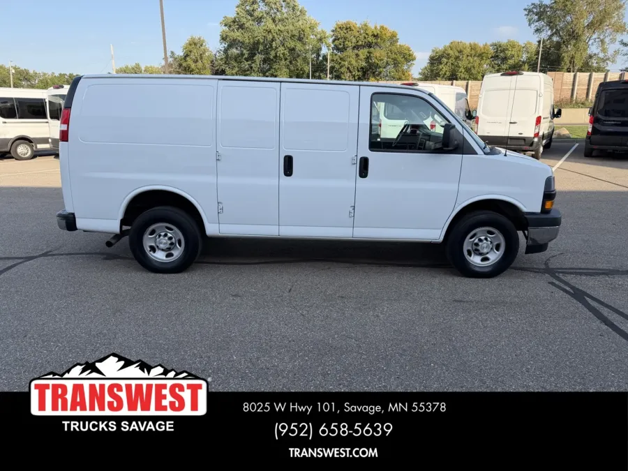 2021 Chevrolet Express | Photo 14 of 18