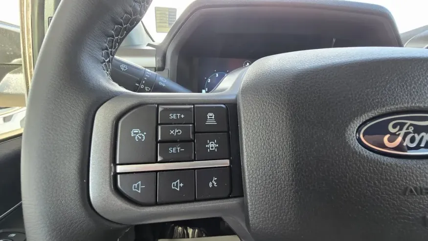 2025 Ford F-150 | Photo 29 of 42