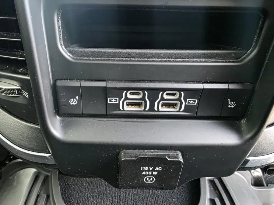 2022 RAM 2500 Laramie | Photo 19 of 27