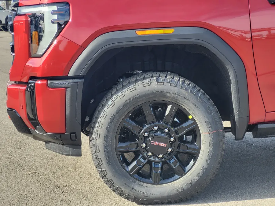 2026 GMC Sierra 2500HD AT4 | Photo 8 of 24