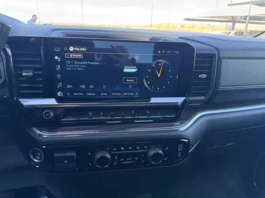 2024 Chevrolet Silverado 2500HD LT | Photo 15 of 18