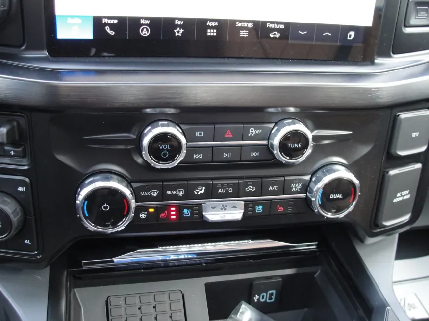 2026 Ford F250 | Photo 18 of 26