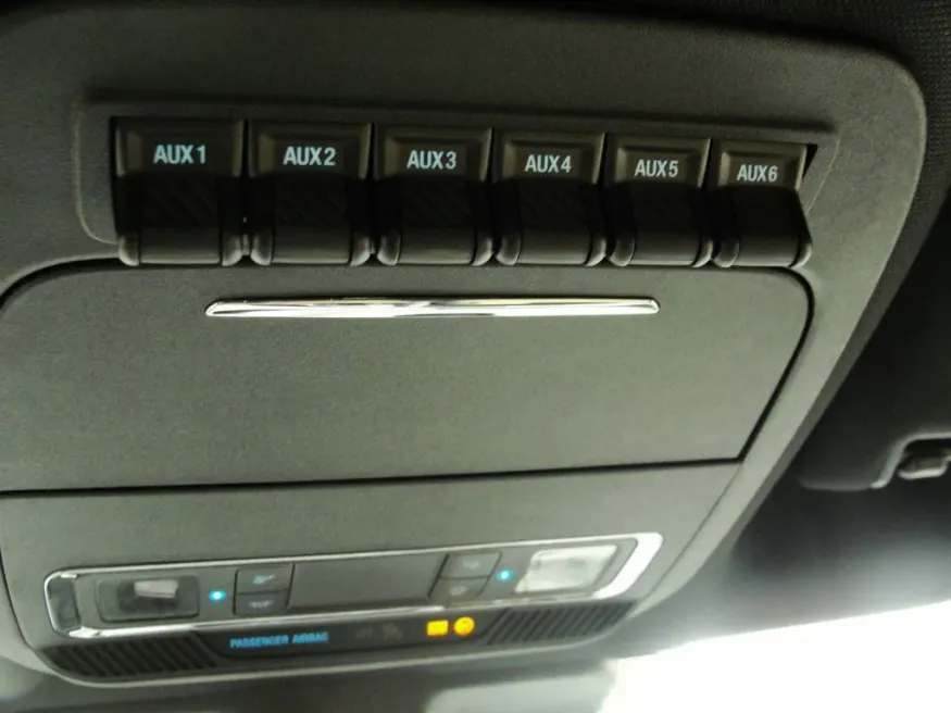 2026 Ford Super Duty F-350 | Photo 24 of 28