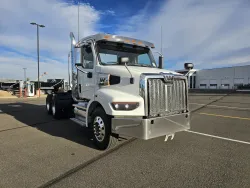 2022 Western Star 47X | Thumbnail Photo 3 of 18