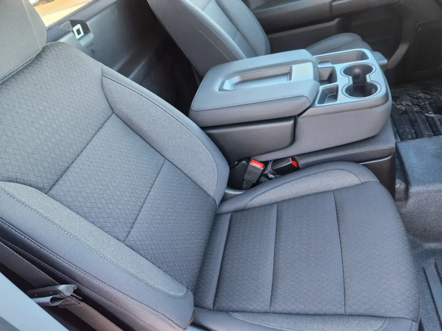 2026 GMC Sierra 1500 Pro | Photo 9 of 21