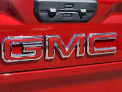 2026 GMC Sierra 2500HD AT4 | Thumbnail Photo 10 of 25