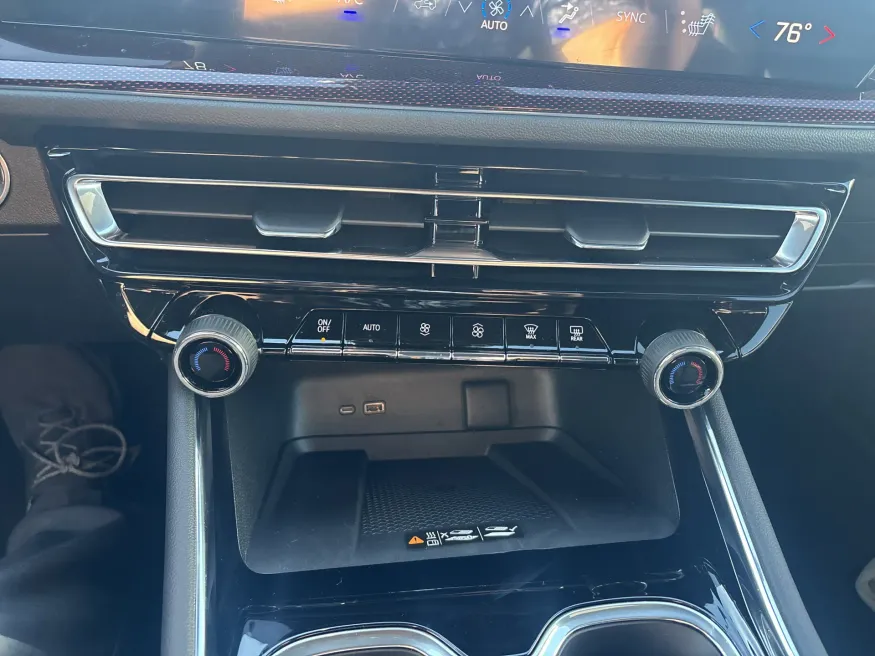 2026 Chevrolet Traverse AWD Z71 | Photo 20 of 26