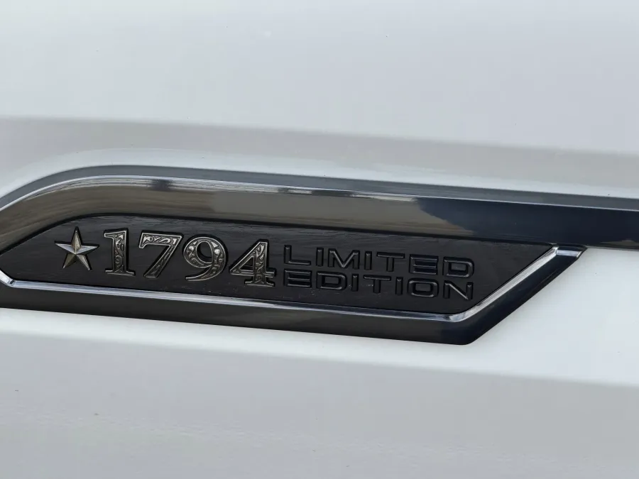 2024 Toyota Tundra 4WD | Photo 6 of 23