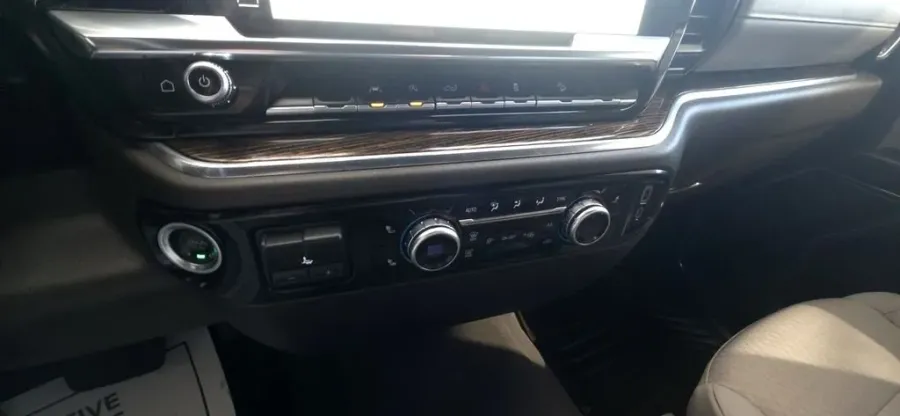 2024 GMC Sierra 1500 | Photo 22 of 29