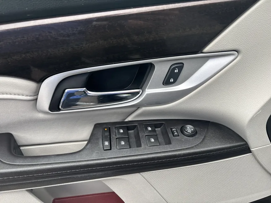 2017 GMC Terrain Denali | Photo 12 of 19