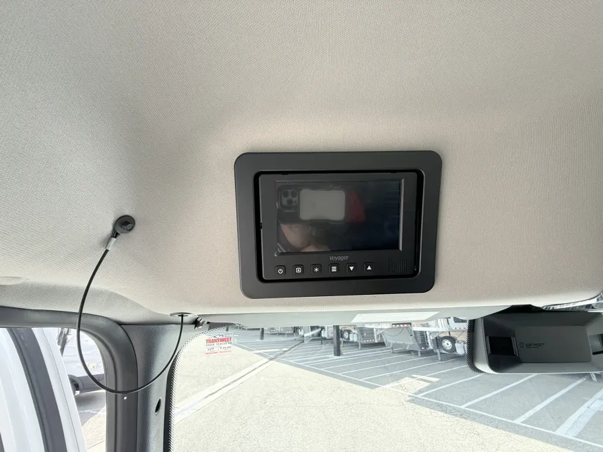 2025 Freightliner M2 106 Plus Summit Hauler | Photo 8 of 26