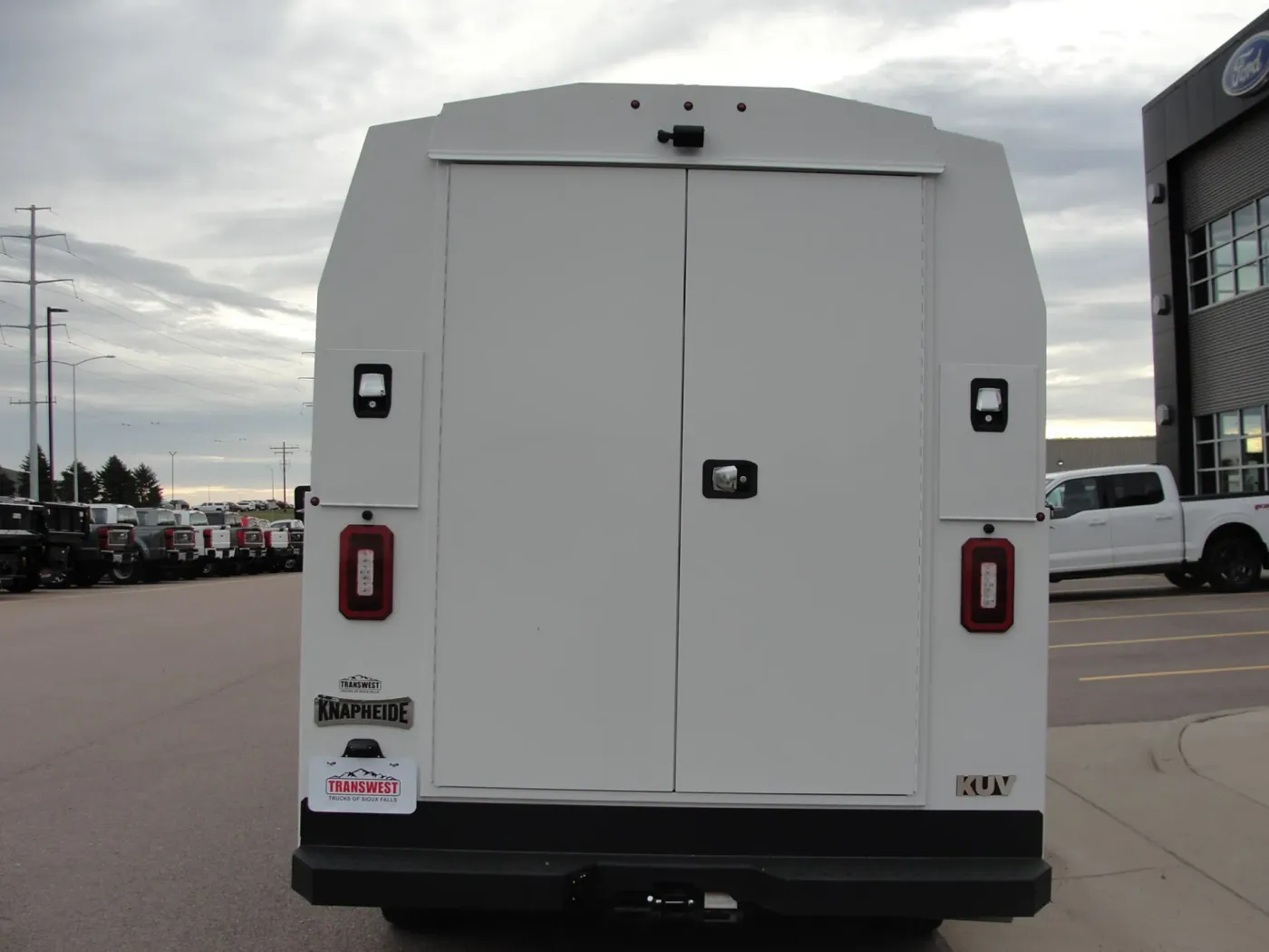 2024 Ford Transit-350 | Photo 4 of 13