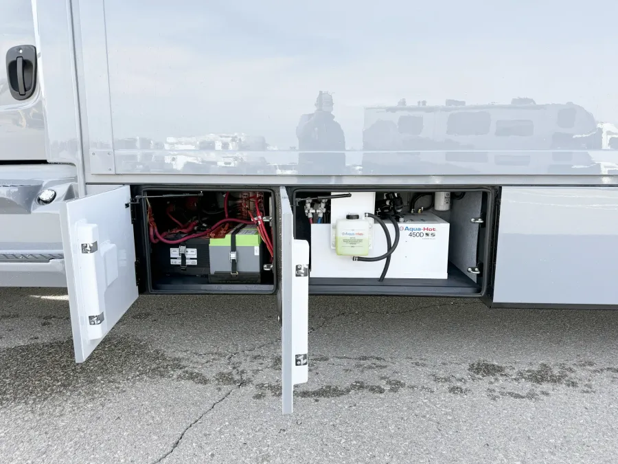 2026 Renegade Verona 36VSB | Photo 30 of 29