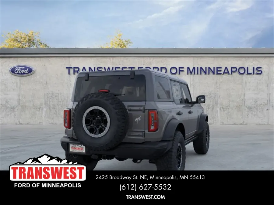 2025 Ford Bronco | Photo 8 of 25