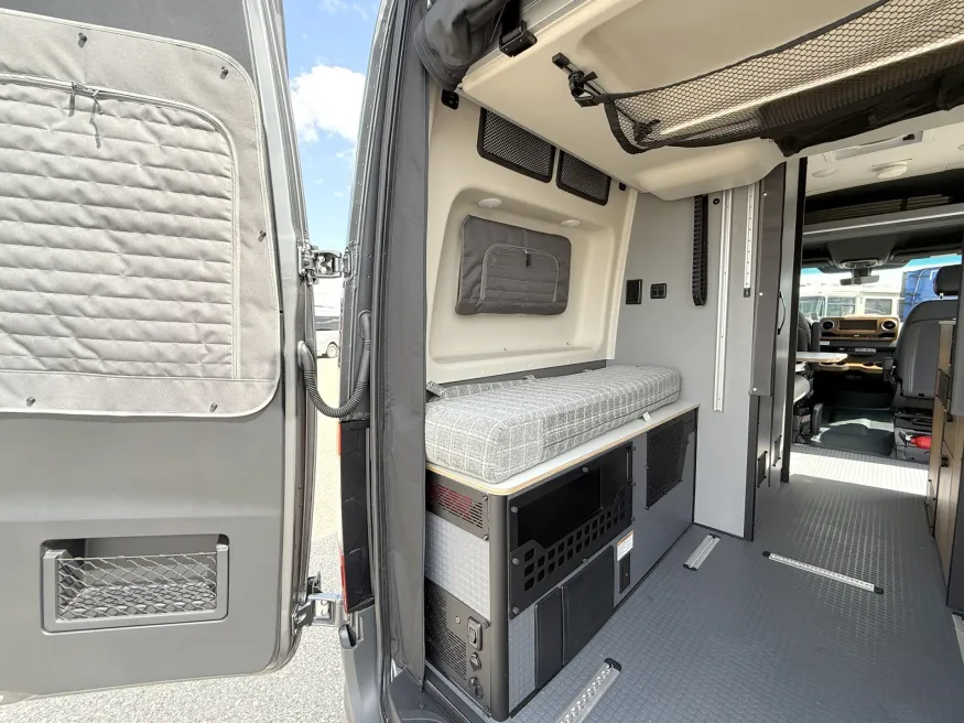2026 Winnebago Revel 44EC | Photo 16 of 19