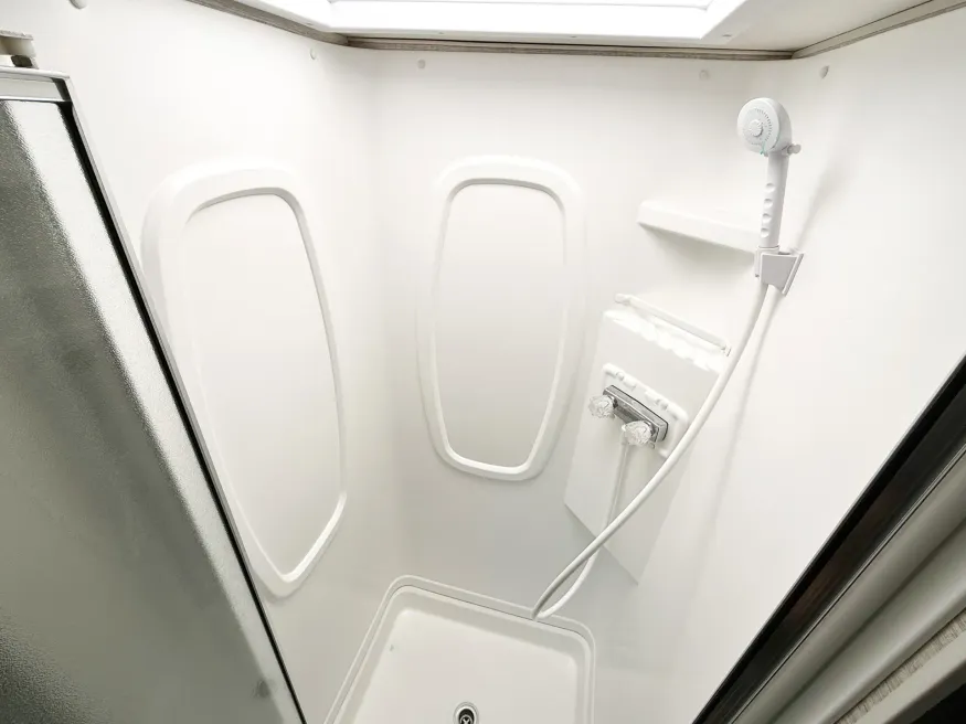 2025 Winnebago Minnie Winnie 31K | Photo 13 of 17