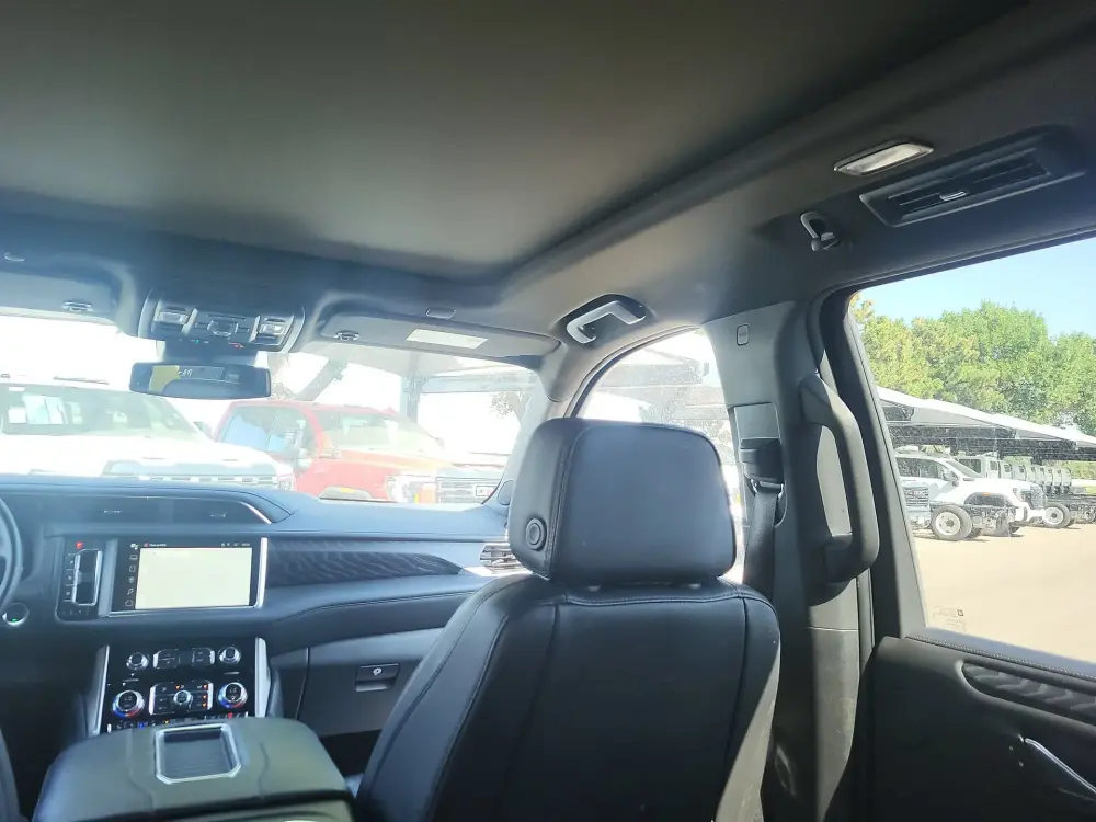 2024 GMC Yukon XL Denali - Photo 3