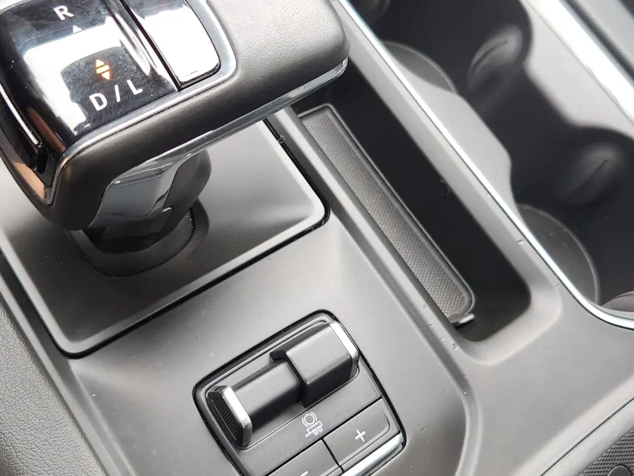 2024 GMC Sierra 1500 Denali | Photo 24 of 28