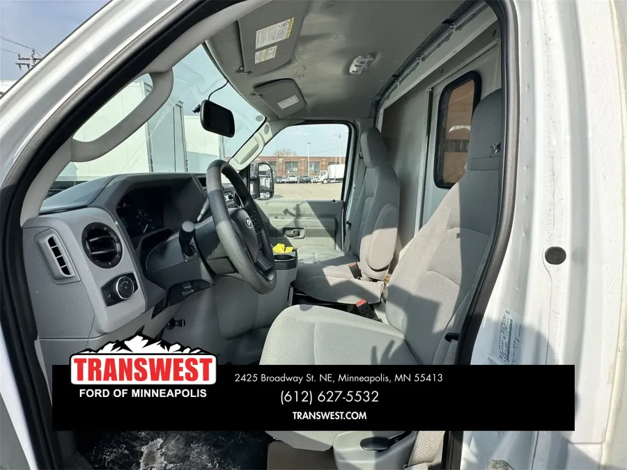 2025 Ford E-350SD | Photo 8 of 11