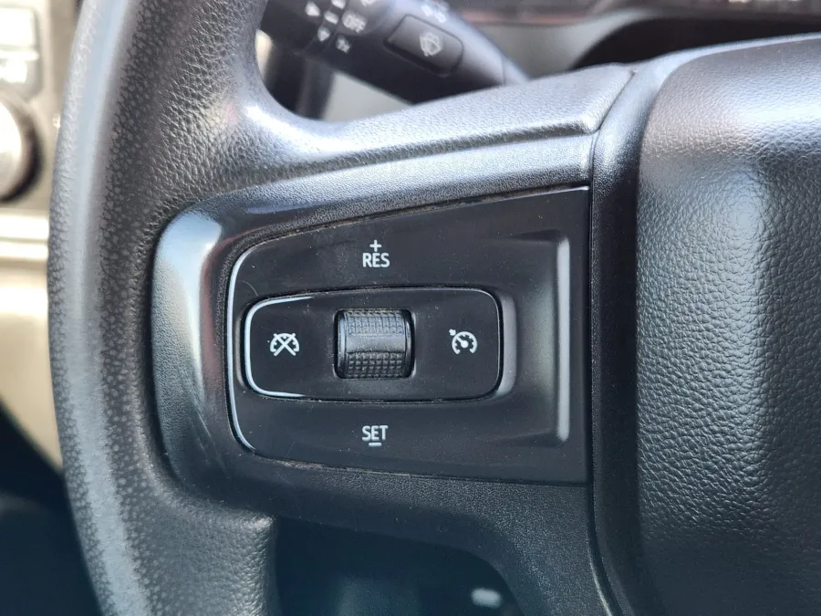 2022 Chevrolet Silverado 3500HD CC Work Truck | Photo 19 of 27