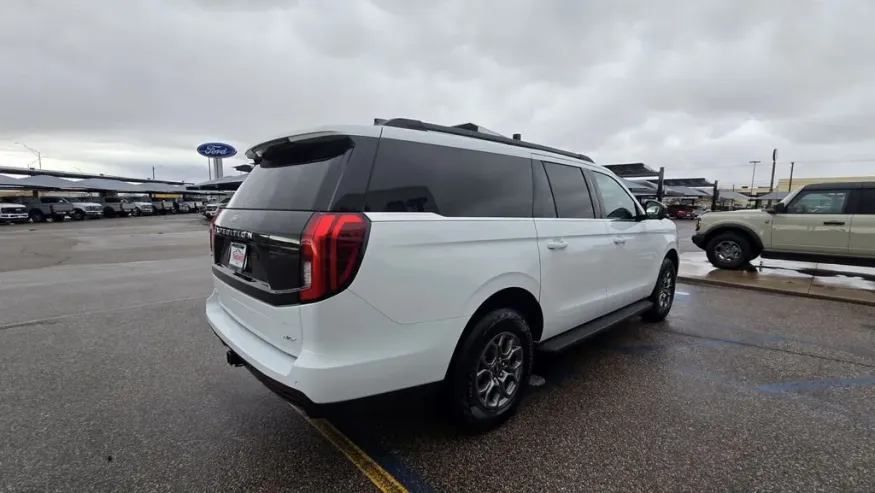 2026 Ford Expedition Max | Photo 8 of 47