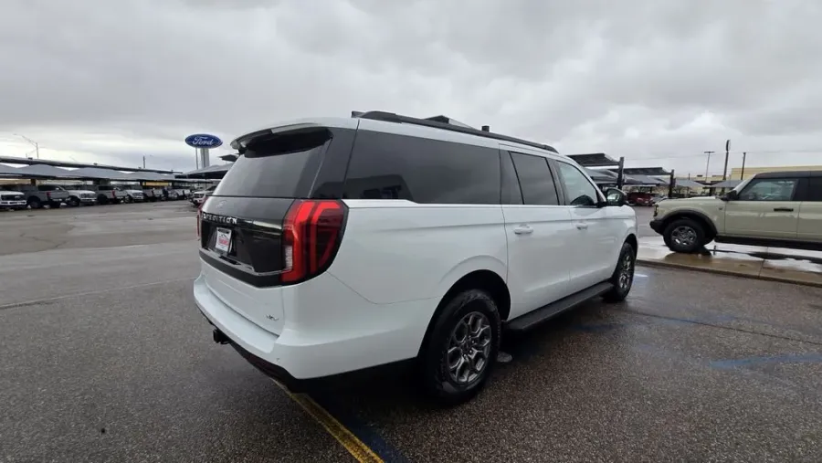 2026 Ford Expedition Max | Photo 8 of 47