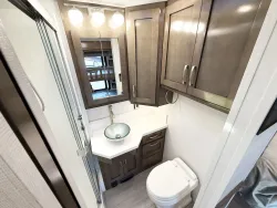 2026 Newmar Super Star 4140 | Thumbnail Photo 15 of 30