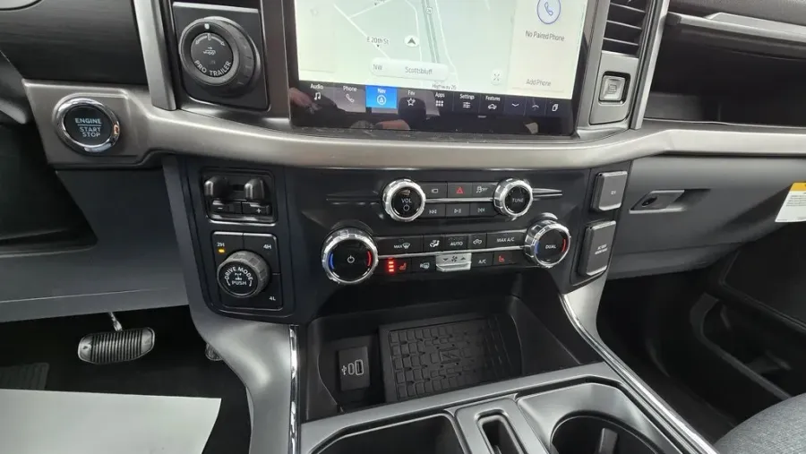 2026 Ford F-150 | Photo 33 of 40