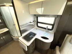 2018 Leisure Travel Van Unity 24MB | Thumbnail Photo 9 of 19