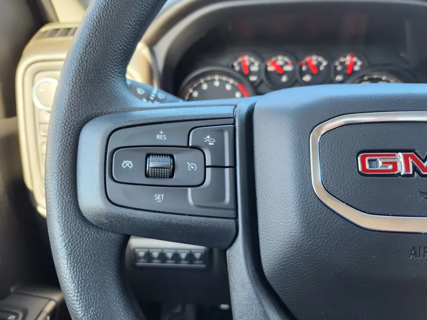 2026 GMC Sierra 2500HD Pro | Photo 23 of 28