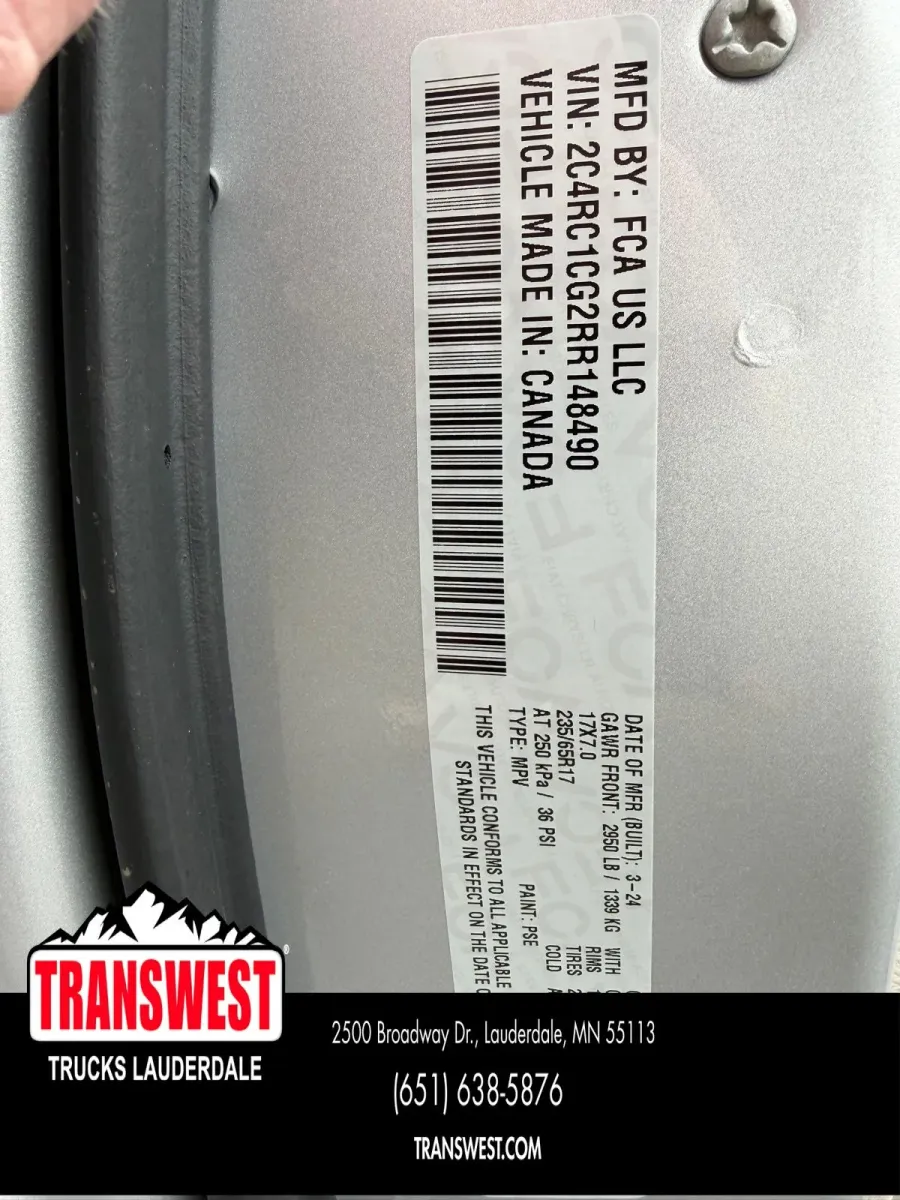 2024 Chrysler Voyager LX | Photo 22 of 23