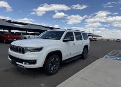 2024 Jeep Wagoneer Series II | Thumbnail Photo 3 of 8