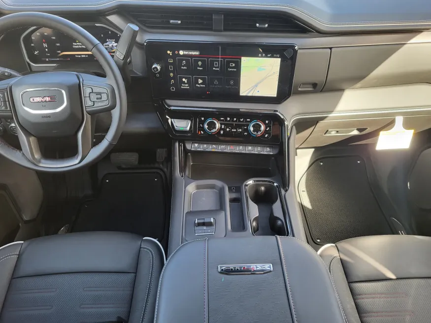 2026 GMC Sierra 2500HD AT4X | Photo 25 of 33