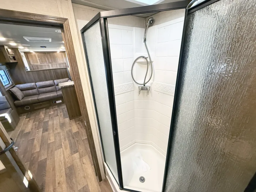 2022 SMC 4HLQ | Photo 14 of 27