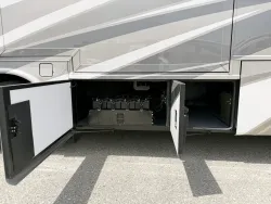 2026 Newmar Ventana 3512 | Thumbnail Photo 27 of 26