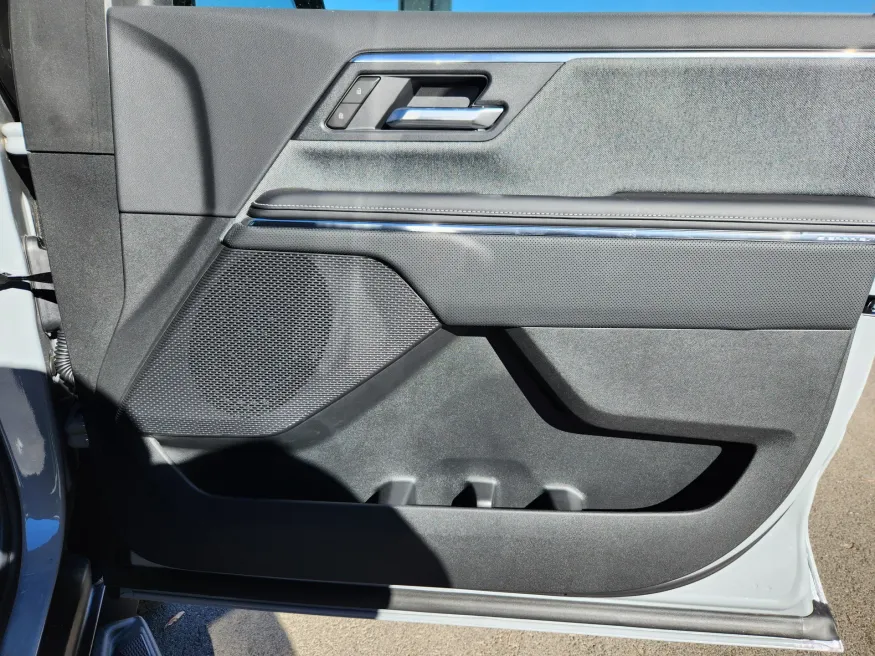 2026 GMC Sierra EV Standard Range Elevation | Photo 16 of 28