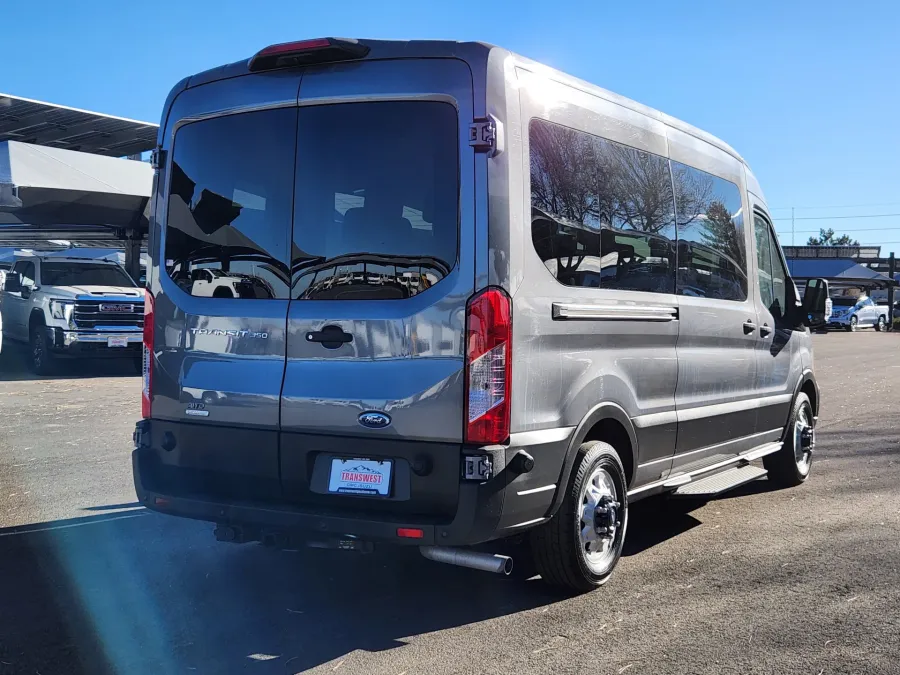 2023 Ford Transit Passenger Wagon T350 | Photo 2 of 30