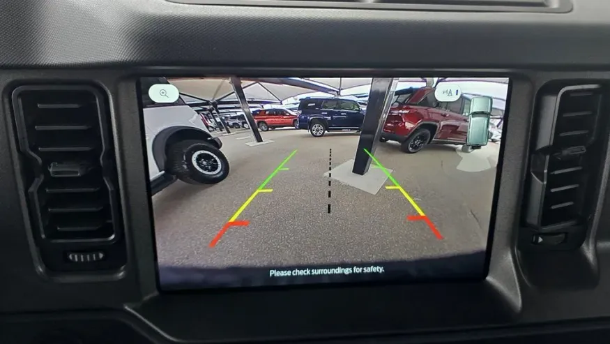 2025 Ford Bronco | Photo 19 of 29