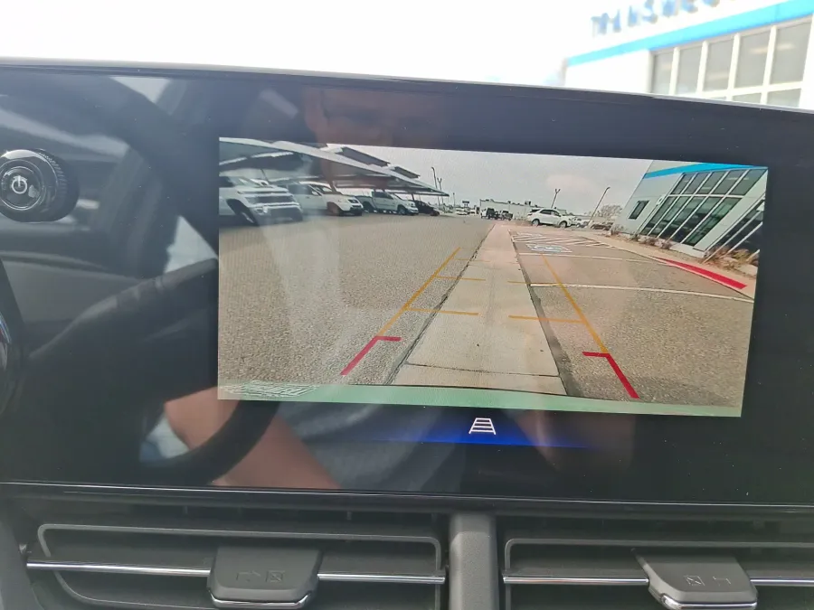 2026 Chevrolet Trax ACTIV | Photo 17 of 21