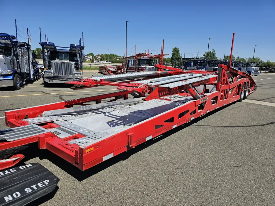 2020 Western Star 4900FA | Photo 24 of 34