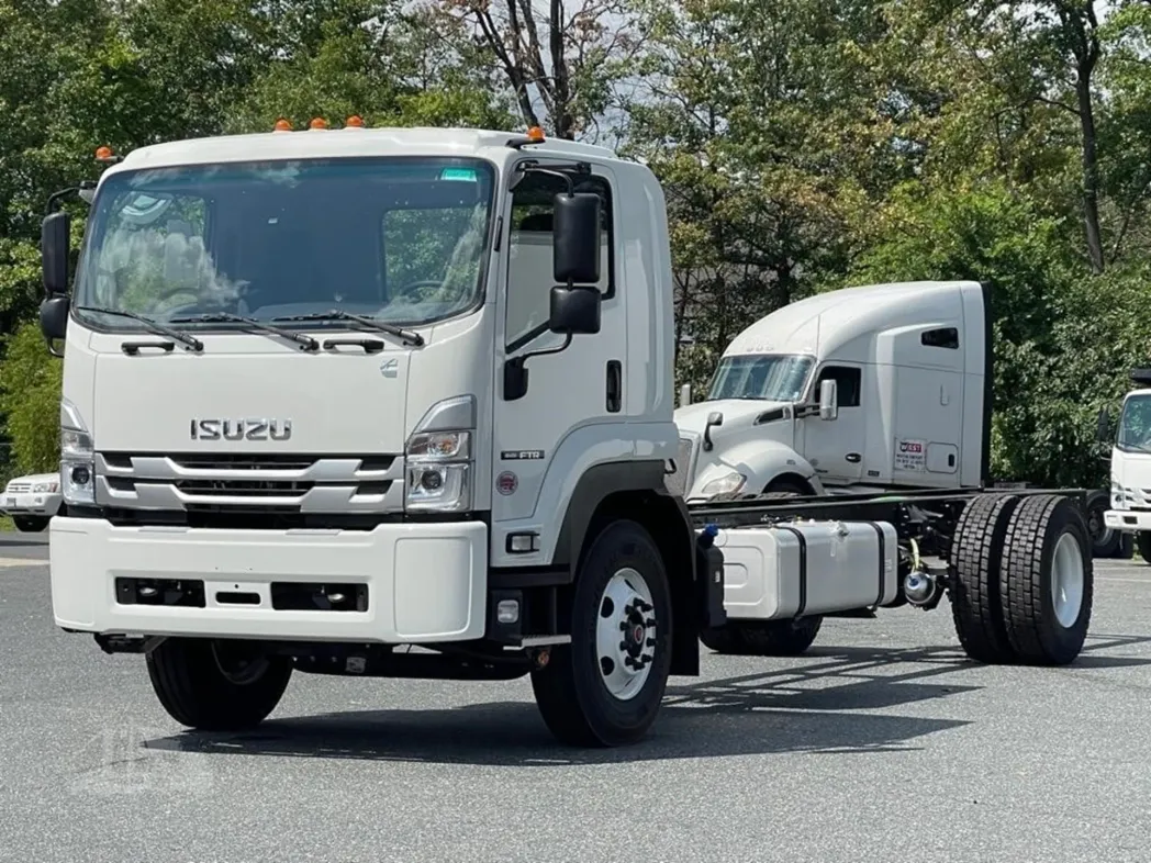 2025 Isuzu FTR 
