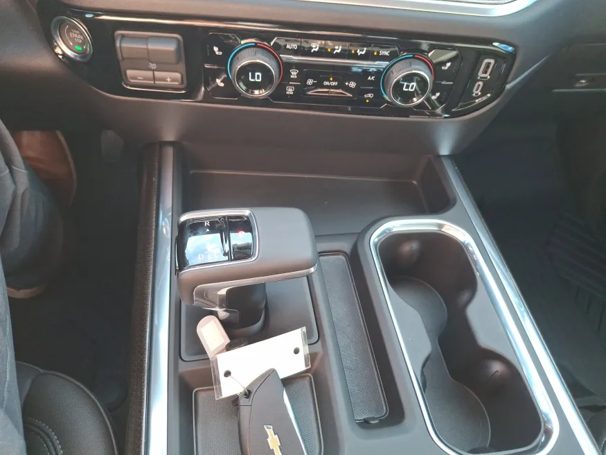 2026 Chevrolet Silverado 1500 LT | Photo 17 of 20