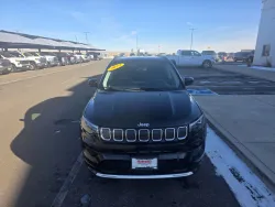 2022 Jeep Compass Limited | Thumbnail Photo 2 of 24