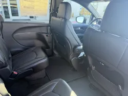 2026 Chrysler Pacifica Select | Thumbnail Photo 10 of 14