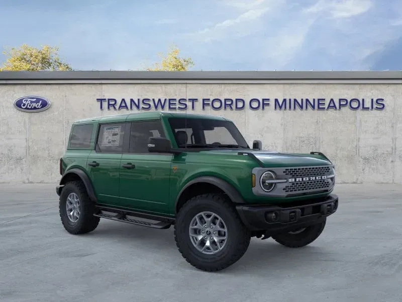 2025 Ford Bronco | Photo 7 of 25