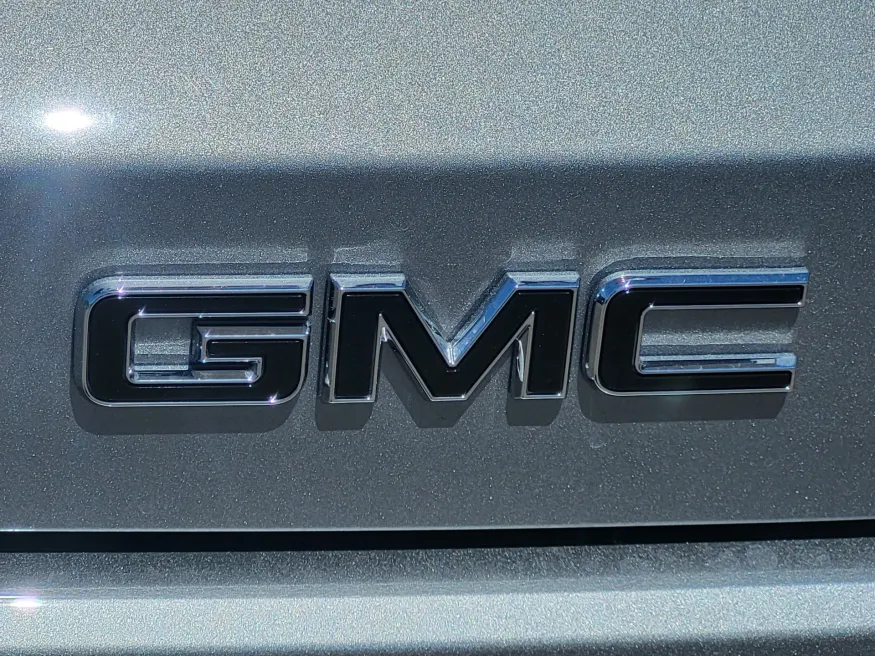 2026 GMC Terrain Denali | Photo 10 of 25