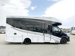 2026 Newmar Freedom Aire 2515 | Thumbnail Photo 3 of 23