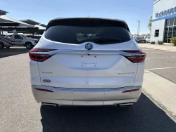 2018 Buick Enclave Essence | Thumbnail Photo 3 of 24