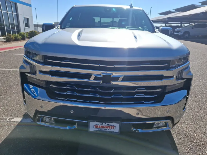 2020 Chevrolet Silverado 1500 LTZ | Photo 7 of 23