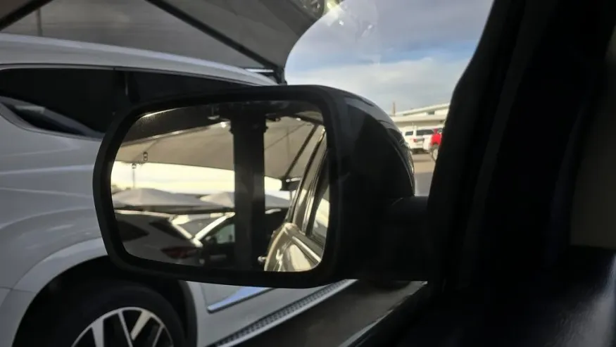 2023 Ford Edge | Photo 11 of 28